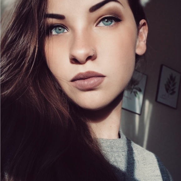 kristi_benton